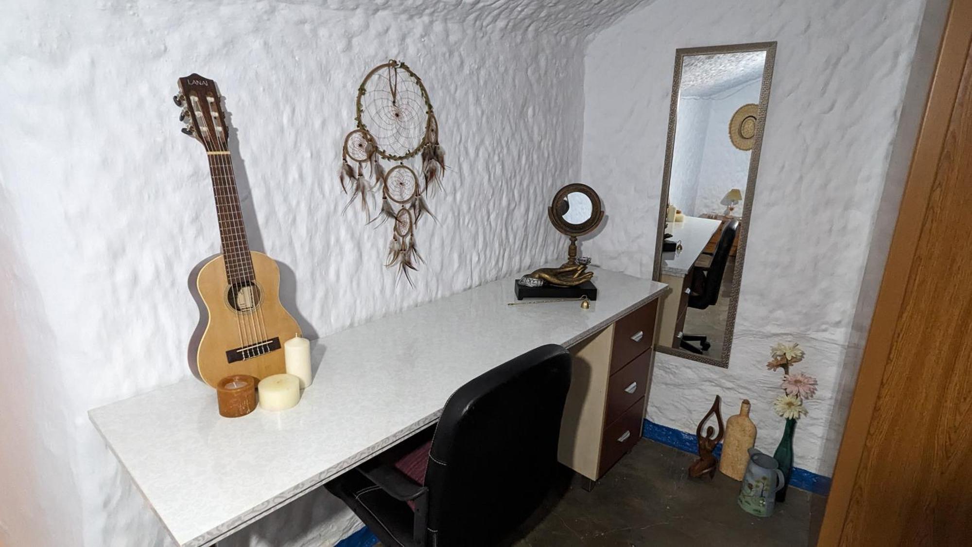 Cueva La Tita Del Pan Guest House Bacor Екстериор снимка